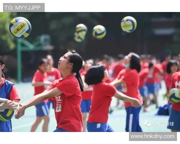 从零起步到巅峰：全面解析排球团队协作的技巧与策略